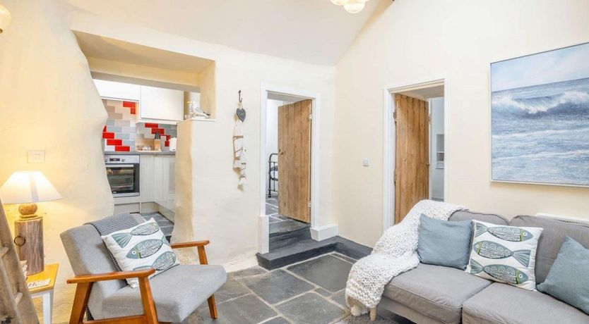 Photo of 2 Bed in Llwyngwril