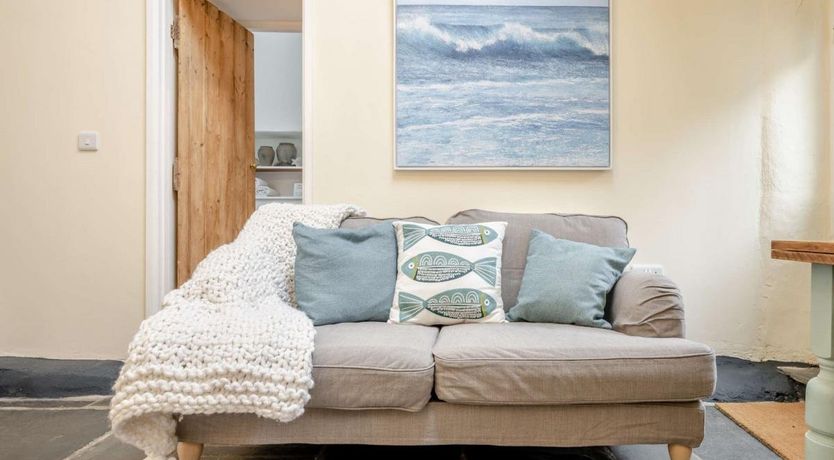 Photo of 2 Bed in Llwyngwril