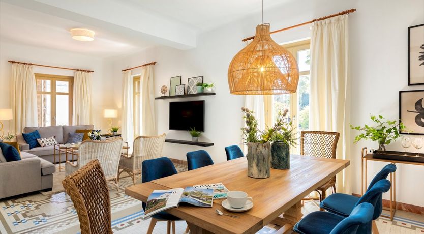 Photo of Picasso's Balcony