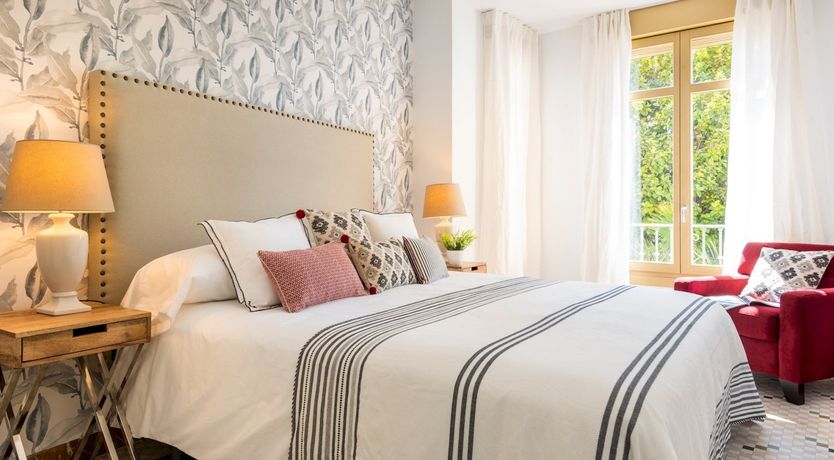 Photo of Picasso's Balcony