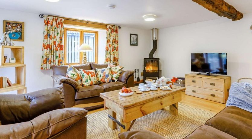 Photo of 3 Bed in South Molton