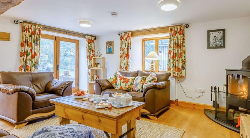 Photo of 3 Bed in South Molton