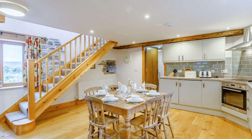 Photo of 3 Bed in South Molton