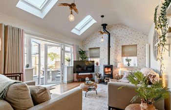 in Amberley (89898) Holiday Cottage