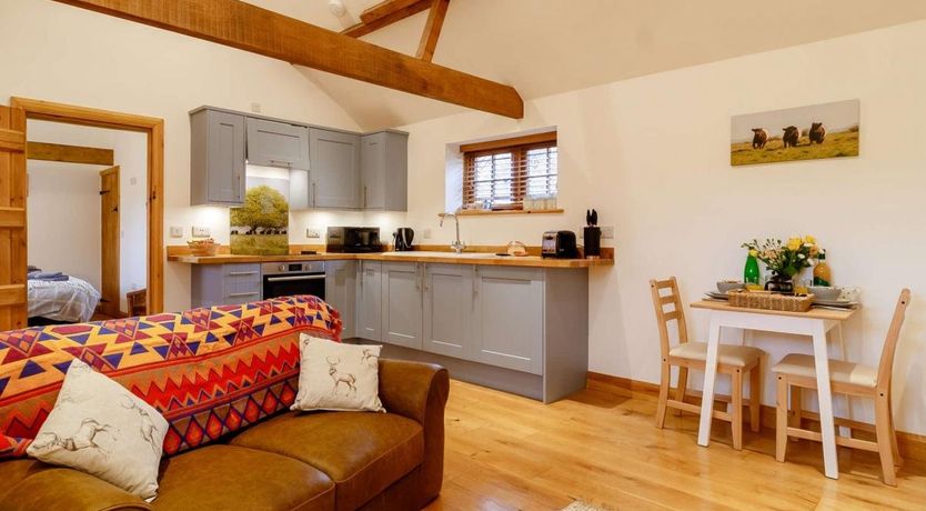 Photo of 1 Bed in Burgh St Peter