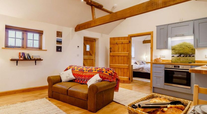 Photo of 1 Bed in Burgh St Peter