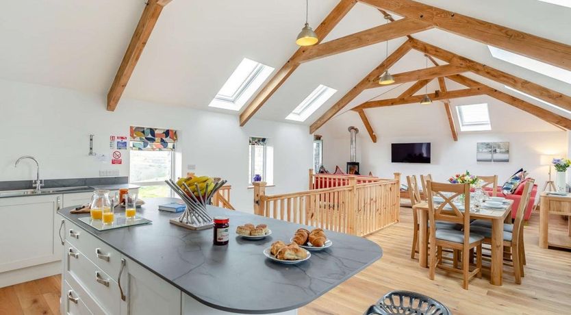 Photo of 3 Bed in Tregurrian