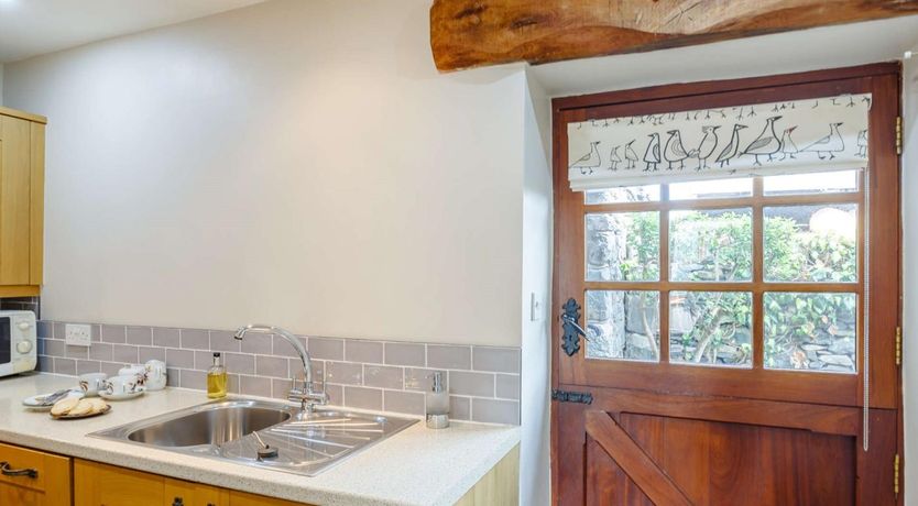 Photo of 1 Bed in Dyffryn Ardudwy