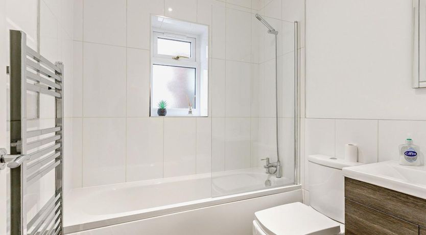 Photo of 2 Bed in High Bickington