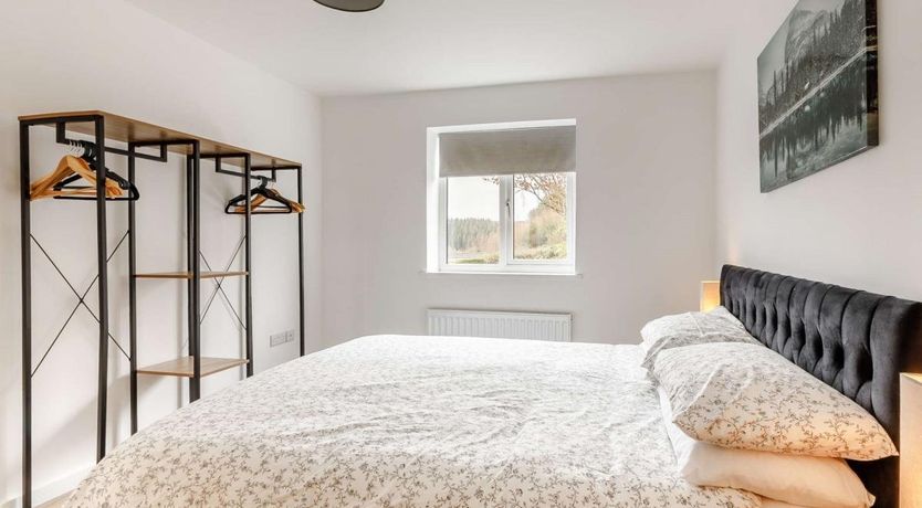 Photo of 2 Bed in High Bickington