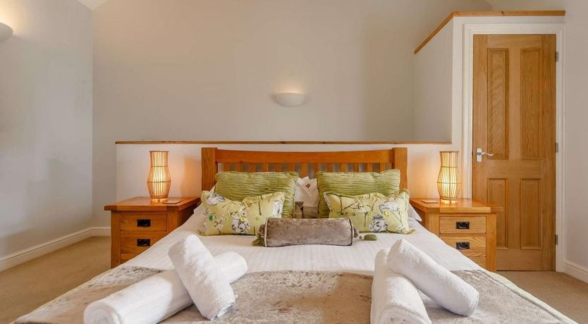 Photo of 1 Bed in Tregurrian