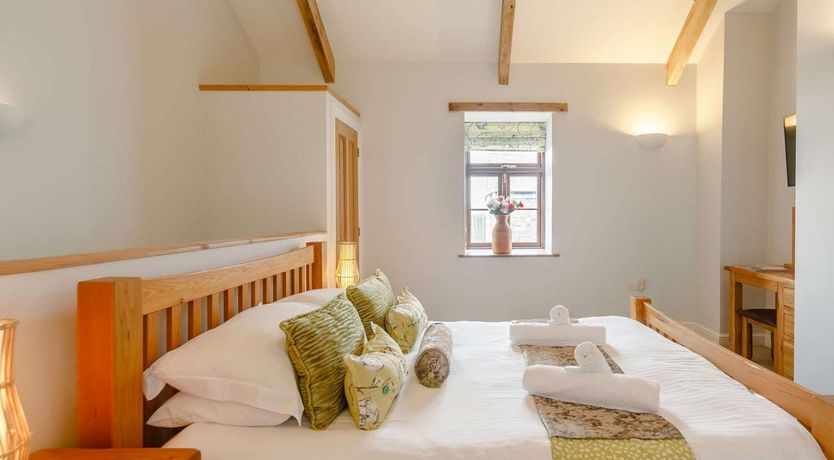 Photo of 1 Bed in Tregurrian