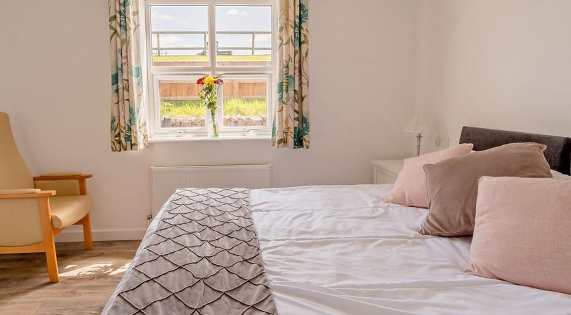 Photo of 4 Bed in Newport