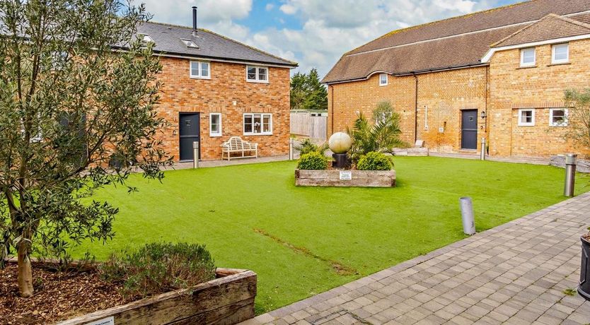 Photo of 3 Bed in Newport