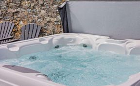 Photo of 4 Bed in Amlwch