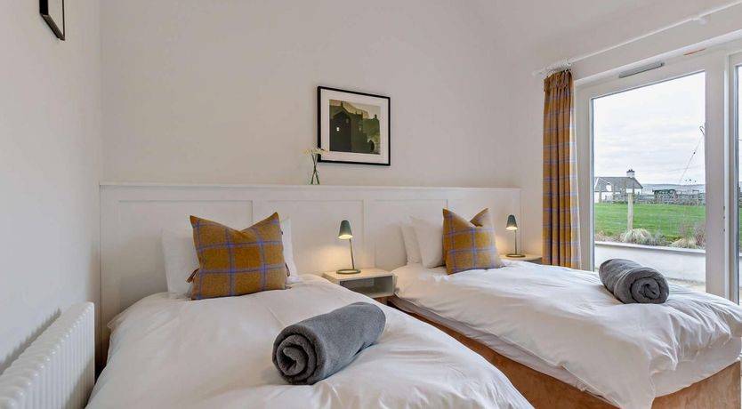 Photo of 2 Bed in Tain