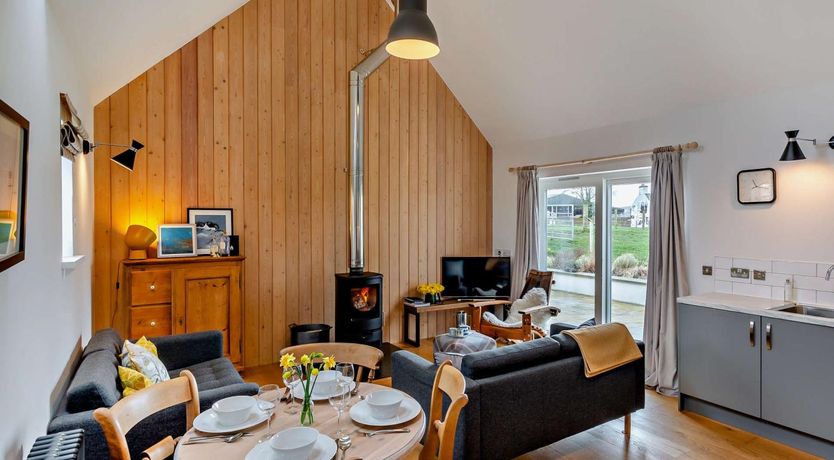 Photo of 2 Bed in Tain