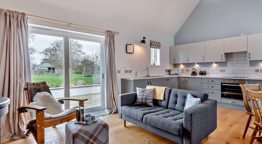 Photo of 2 Bed in Tain