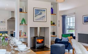 Photo of 5 Bed in Tain