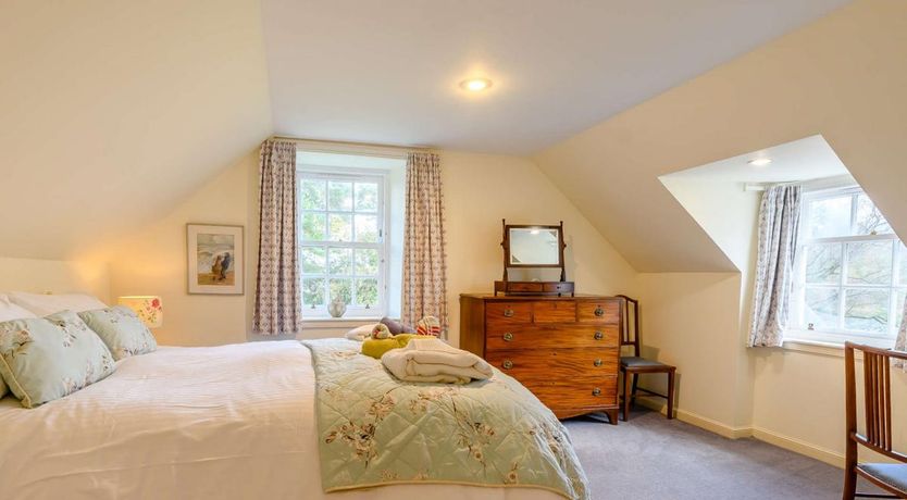 Photo of 4 Bed in Ayr