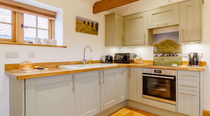 Photo of 1 Bed in Burgh St Peter