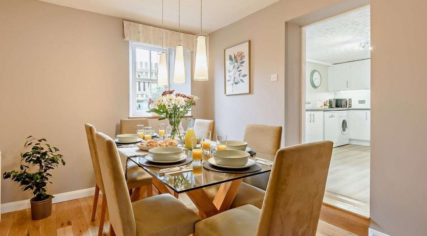 Photo of 3 Bed in Haile