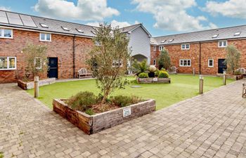 in Newport (90250) Holiday Cottage