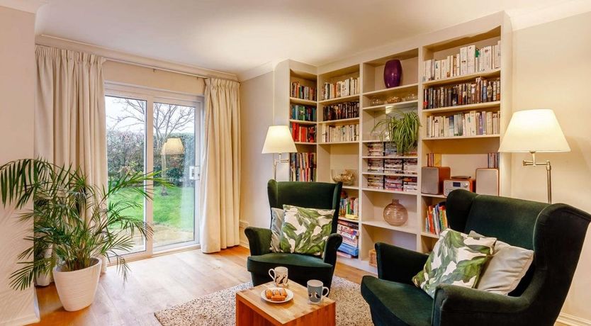 Photo of 5 Bed in Seahouses