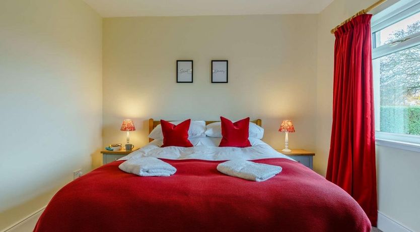 Photo of 3 Bed in Rattray