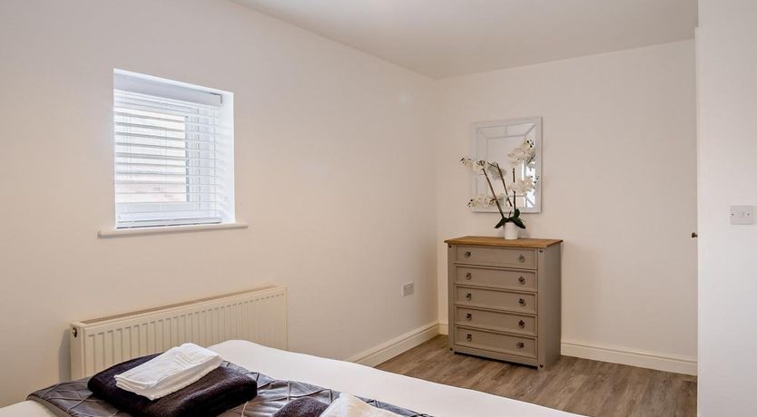 Photo of 2 Bed in Newport
