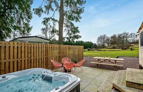 Photo of log-cabin-in-dumfries-and-galloway-6