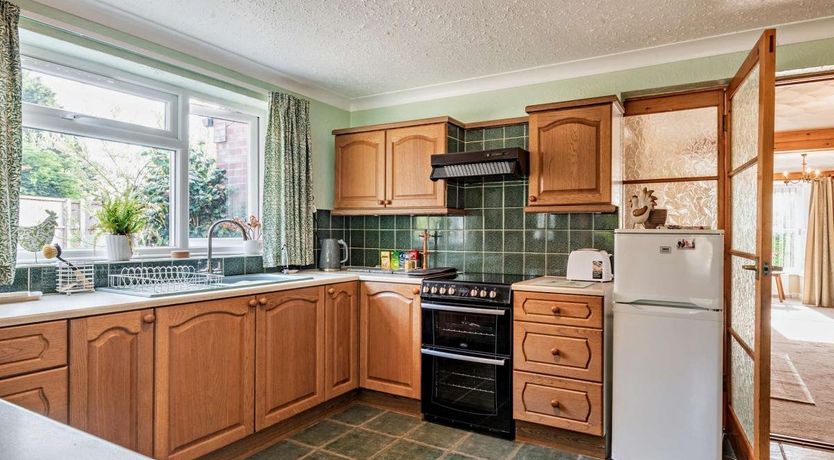 Photo of 3 Bed in Briston