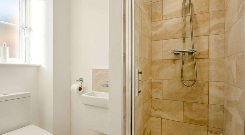 Photo of 3 Bed in Newport