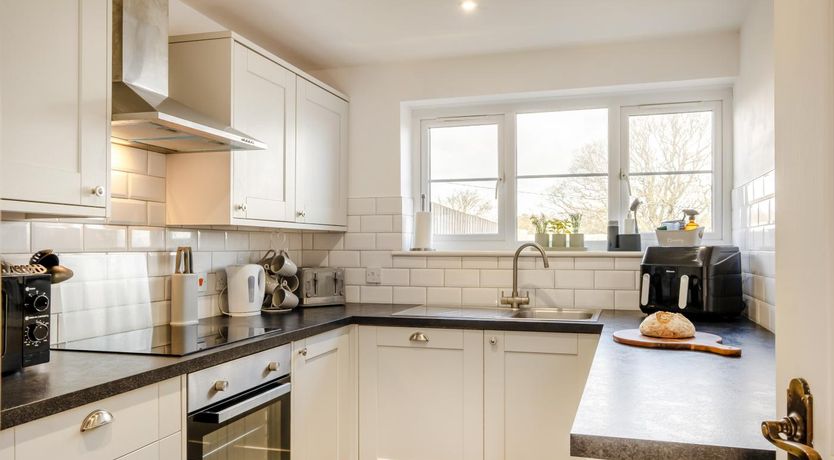 Photo of 2 Bed in Newport