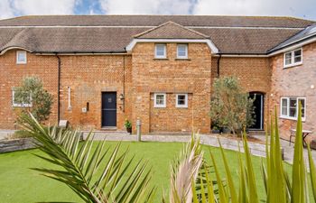 in Newport (90247) Holiday Cottage