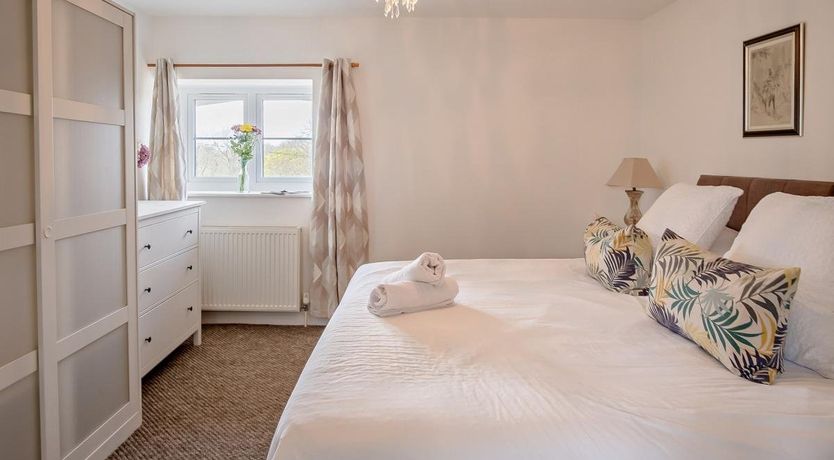 Photo of 2 Bed in Newport