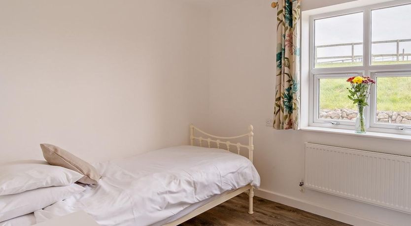 Photo of 3 Bed in Newport