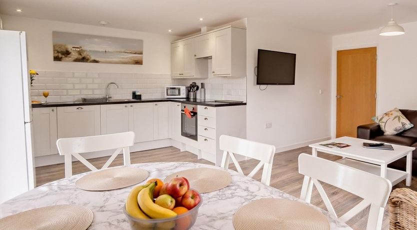 Photo of 3 Bed in Newport