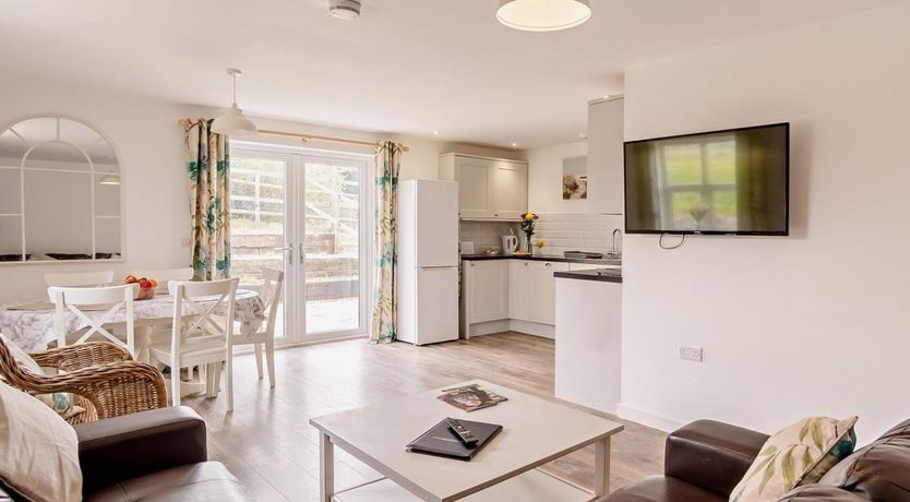 Photo of 3 Bed in Newport