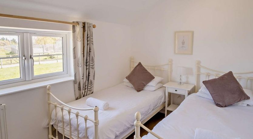 Photo of 3 Bed in Newport