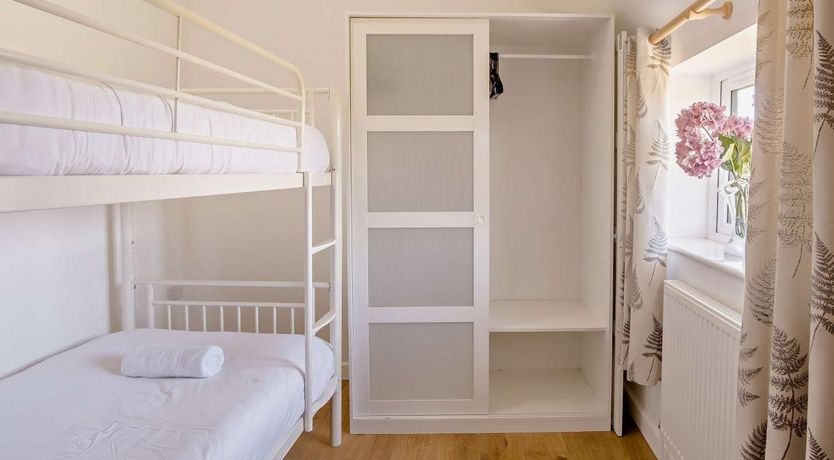 Photo of 3 Bed in Newport