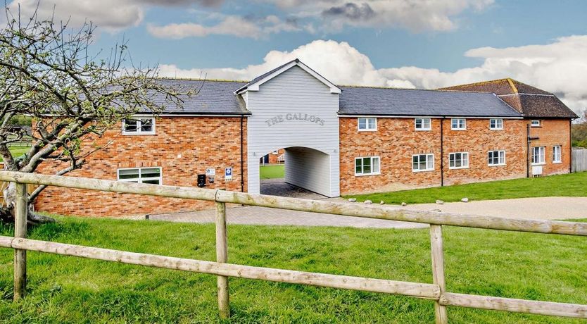 Photo of 3 Bed in Newport