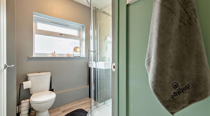 Photo of 2 Bed in Oxwich