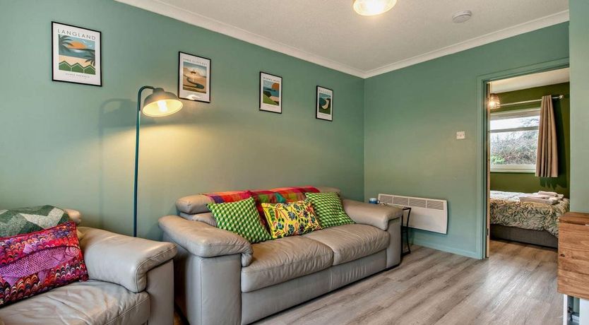 Photo of 2 Bed in Oxwich