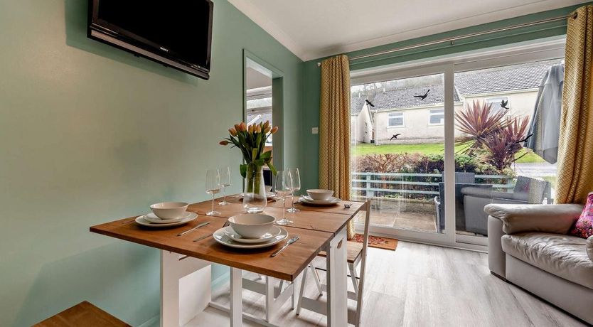 Photo of 2 Bed in Oxwich