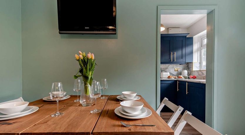 Photo of 2 Bed in Oxwich