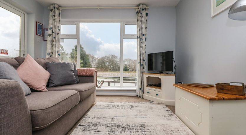 Photo of Manorcombe 19