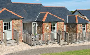 Photo of 2 Keeper's Cottage, Hillfield Village
