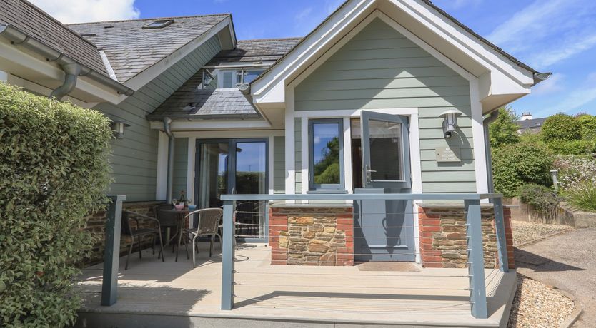 Photo of 6 Court Cottage, Hillfield Village