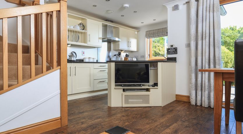 Photo of 6 Court Cottage, Hillfield Village